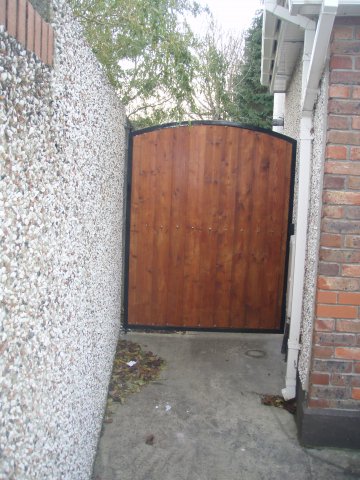 Metal Framed Tongue & Grooved Side Gate – Lucan